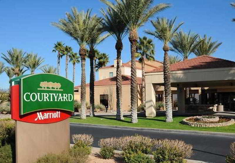 Courtyard Tucson Airport Hotel Exterior photo