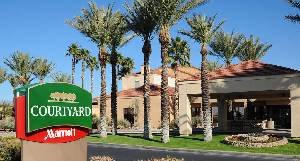 Courtyard Tucson Airport Hotel Exterior photo